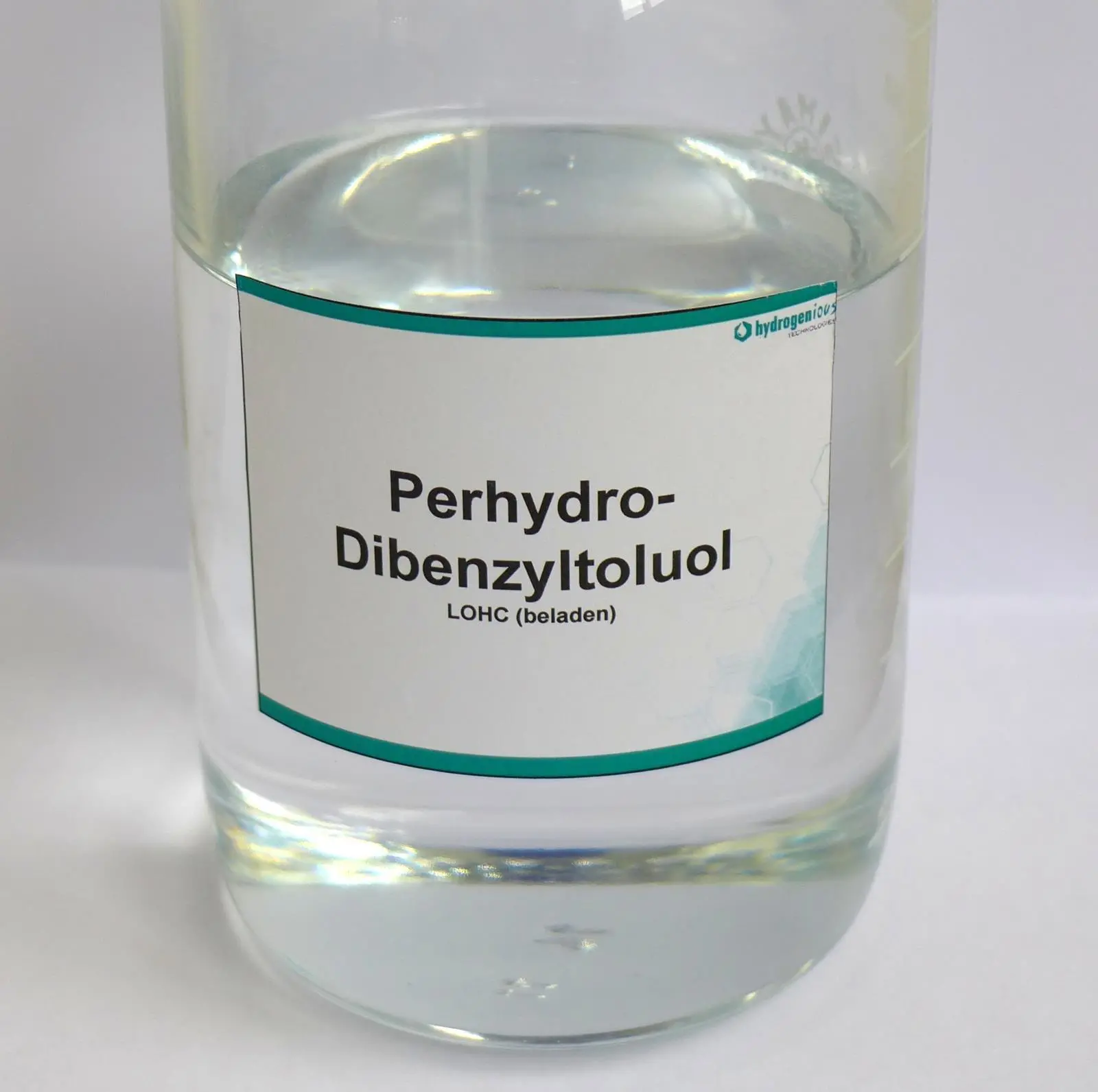 Hydrogen: liquid at room temperature and pressure in the form of Liquid Organic Hydrogen Carriers (LOHCs)