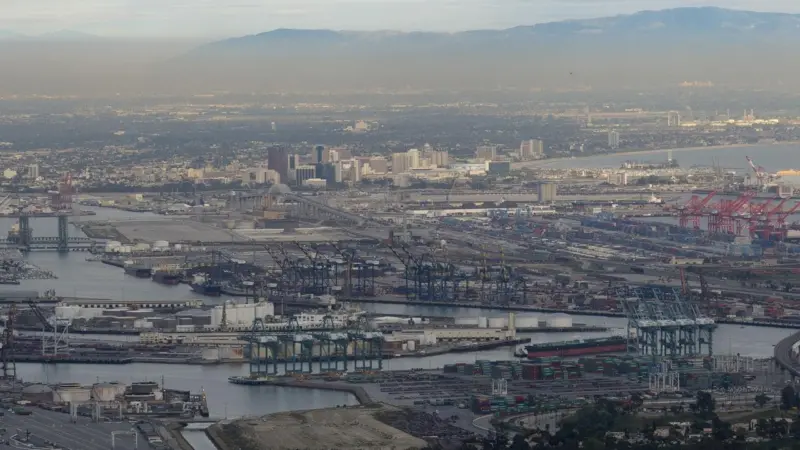 274455_1280pxlaportlongbeach1_931464_crop