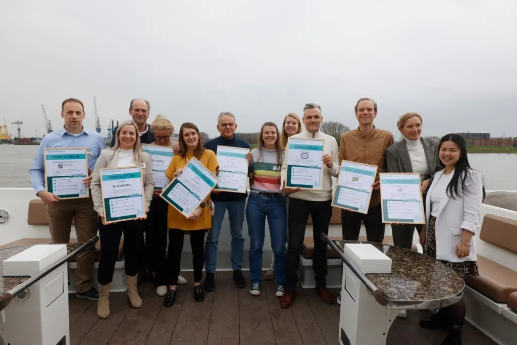 275330_switchtozerocertificatenuitgereiktroyborghoutsfotografie280323_79204