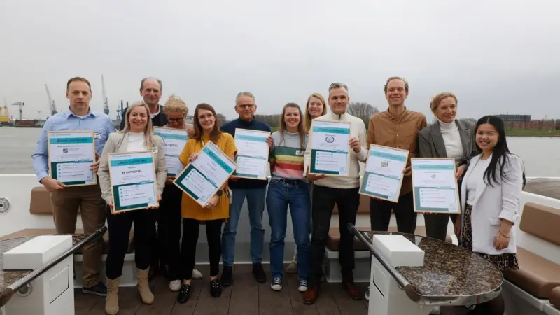 275330_switchtozerocertificatenuitgereiktroyborghoutsfotografie280323_79204