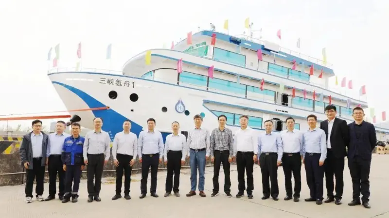 Three Gorges Hydrogen boat number 1 source CCS
