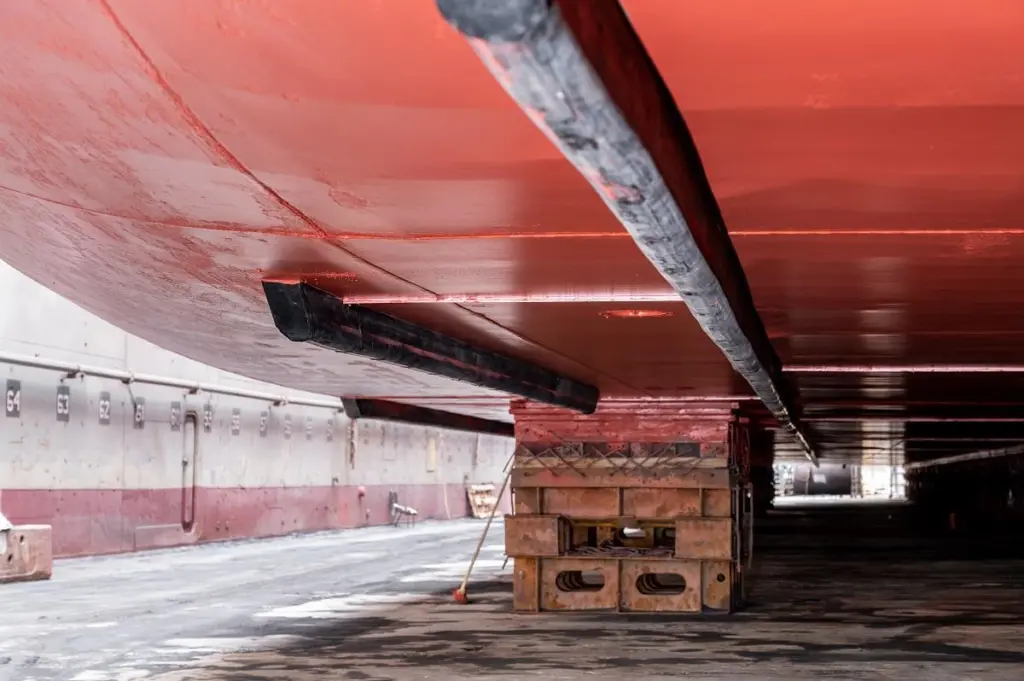 First Damen Air cavity DACS system installation on board of Amisco's MV Danita (2)[6751]