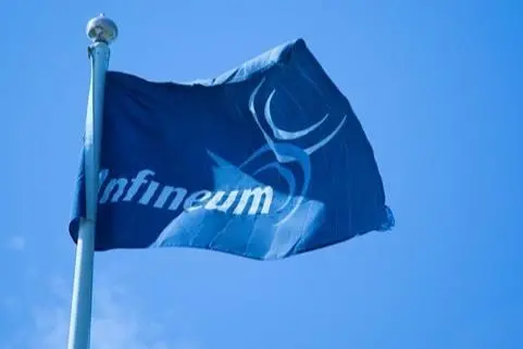 infineum-flag-close-up_zjg-article