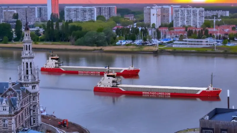 Two Damen CF 3850