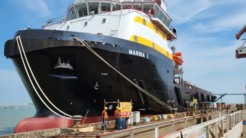 Locar Marina I