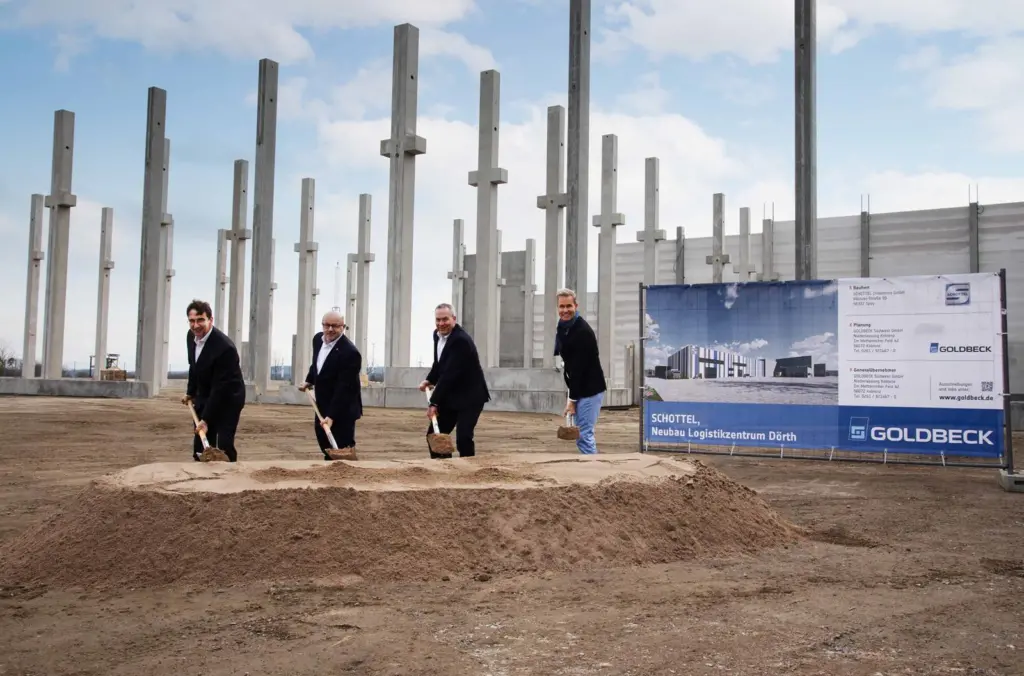 SCHOTTEL_Groundbr_Ceremony_NewLogCenter_01