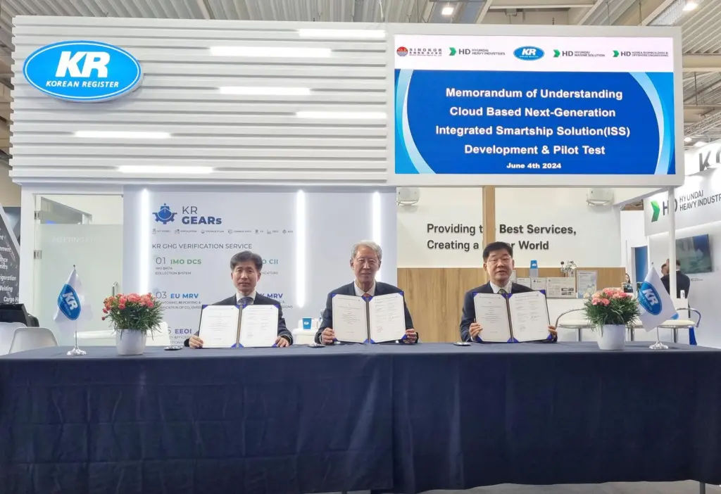 photo-of-mou-ceremony-hd-hyundai-cloud-based-next