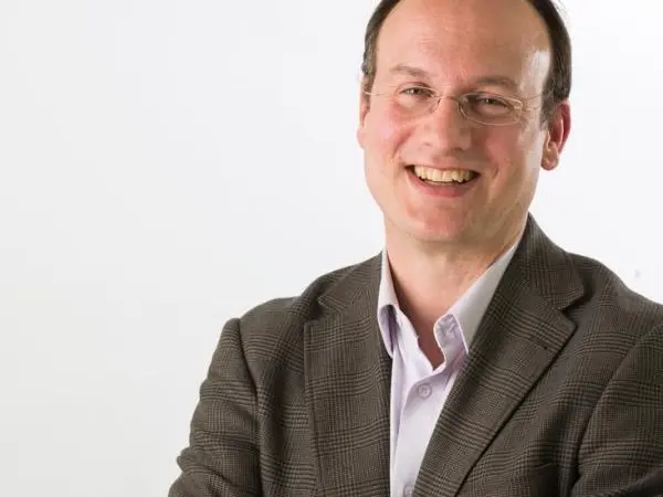 Steve-Esau_SEA-LNG_COO_Headshot-600x600
