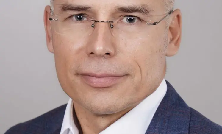 Guido_Schulte-elomatic-746x1024