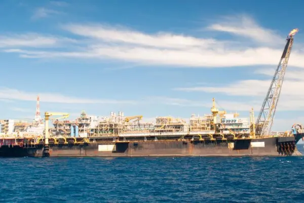 00_325795_offshoreship_723619