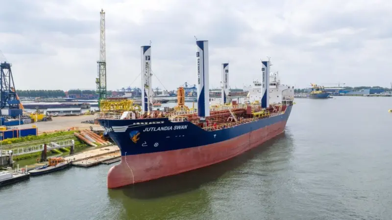 Econowind Jutlandia Swan 3 at dock
