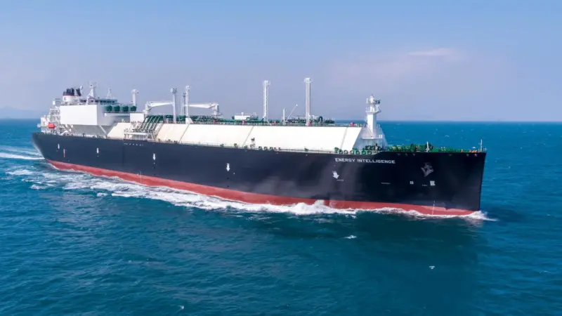 The 'Energy Intelligence' at sea