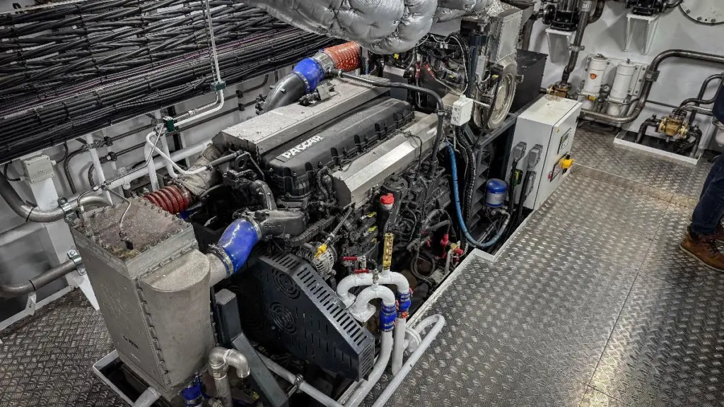 DAF PACCAR MX-13 diesel-electric engine
