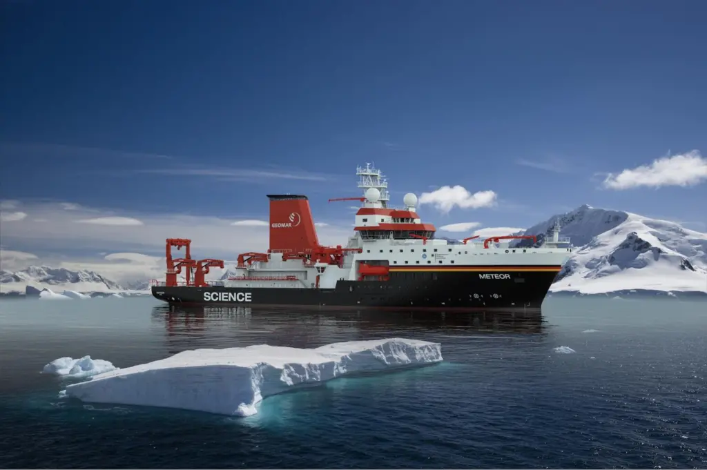 Render of the METEOR IV research vessel with land and icebergs