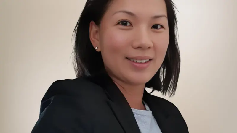 Veron Headshot