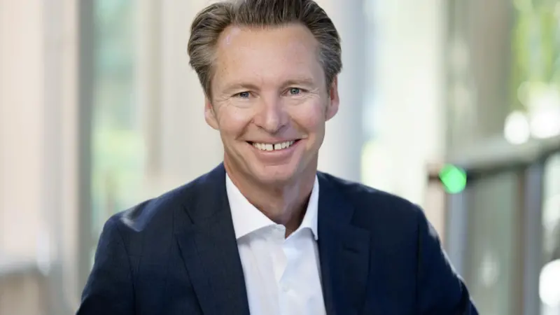 The picture shows Knut Ørbeck-Nilssen, CEO Maritime at DNV smiling for the camera