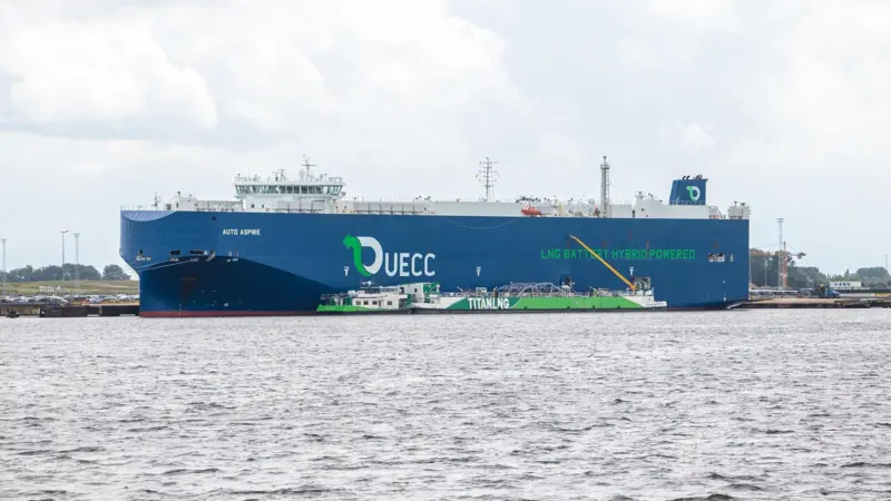 Titan_Flexfueler-UECC source Titan