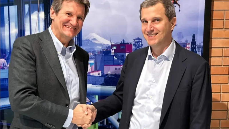 Ioannis Martinos, CEO of Signal Ocean and Gilbert Walter, CEO of BRS Group