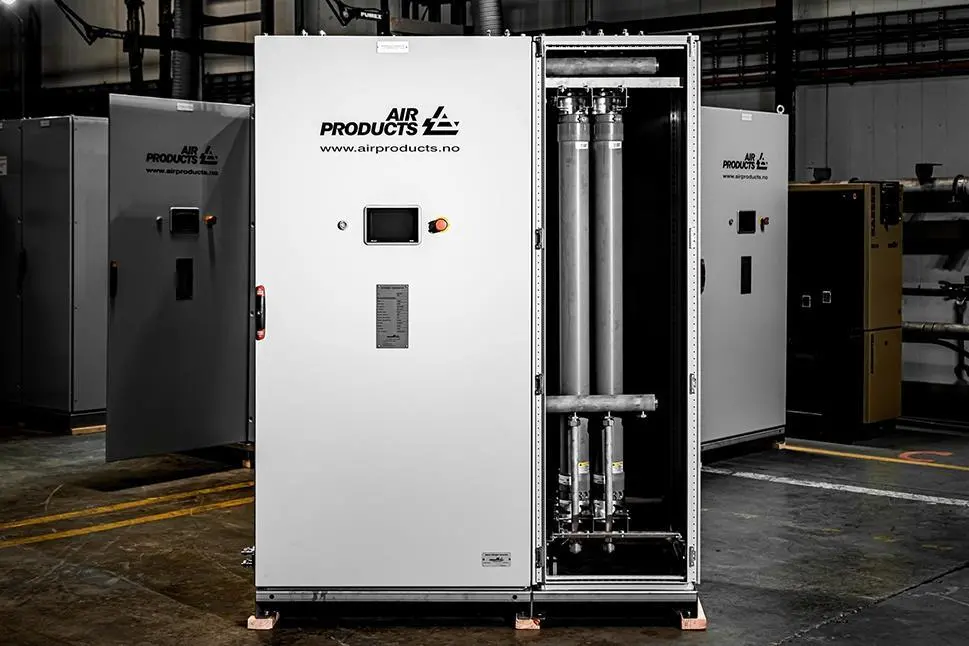 The image shows Air Products Membrane Solutions' membrane-based nitrogen generation system
