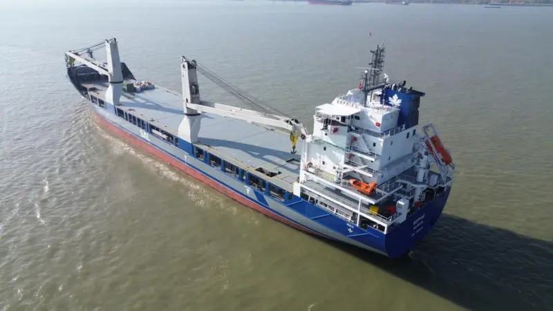 Auerbach vessel at sea