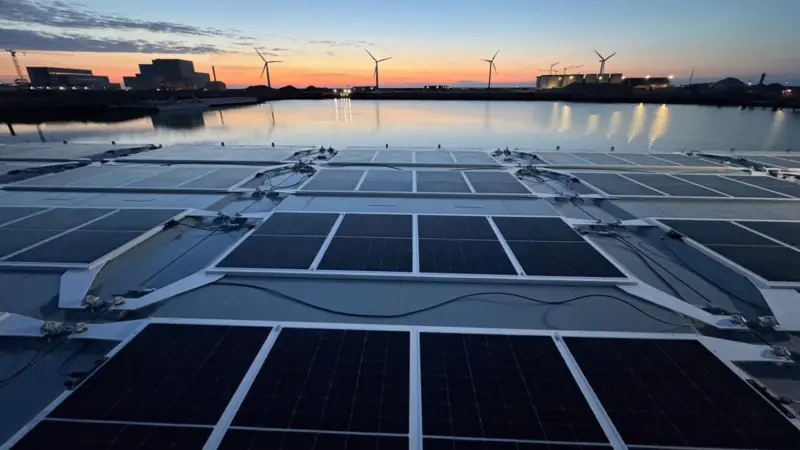 A close up of the panels installed on the Vertom Tula