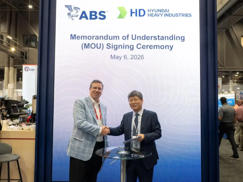 (l-r) Matthew Tremblay, ABS senior vice president, Global Offshore and Kwangsik Won, senior executive vice president of HD Hyundai Heavy Industries at the Offshore Technology Conference