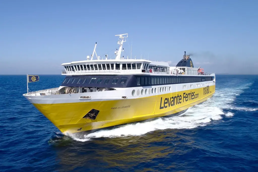 The Fior Di Levante on the water
