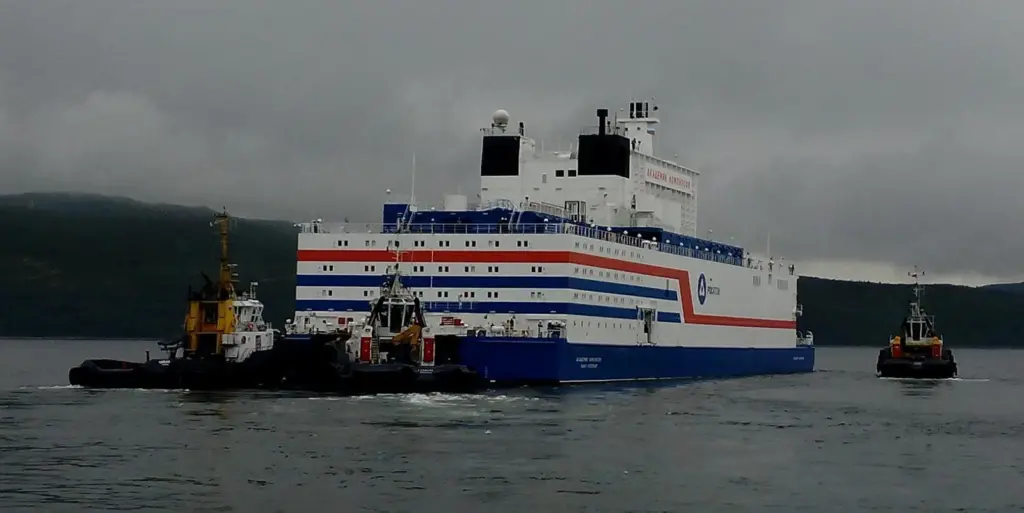 Akademik Lomonosov floating SMR