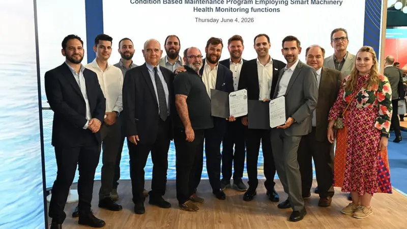 (l-r) Lampros Nikolopoulos, GasLog asset integrity manager; Angelos Minakis, ABS business development manager; and Panos Kyrtatos, Propulsion Analytics CEO