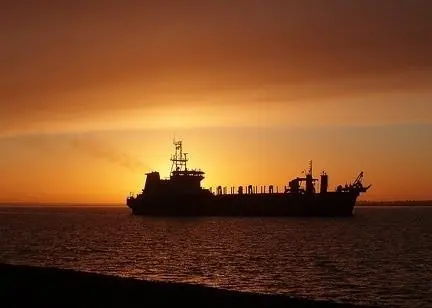 The new LNG terminal will offer ship owners in Europe and alternative fuel