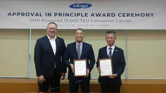 (l-r) Patrick Ryan, ABS SVP and CTO; Keyyong Hong, KRISO president and Jinyoung Cho, KAERI SVP, Advanced Nuclear Reactor Lab
