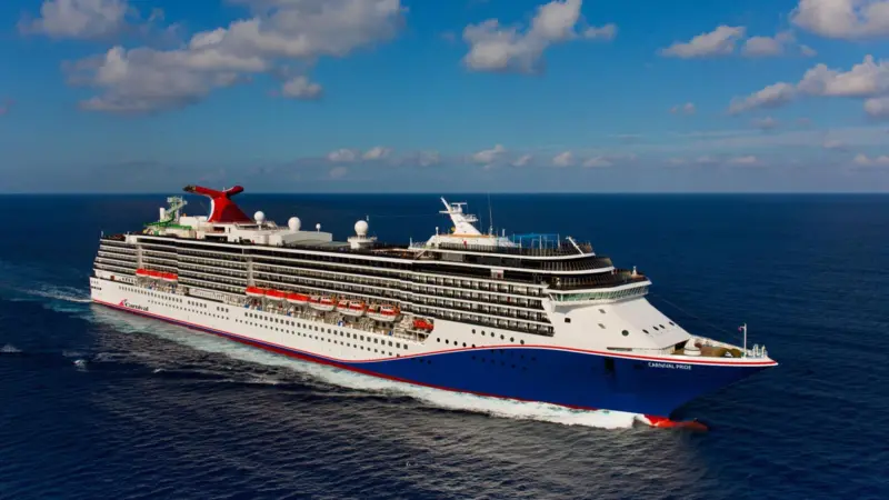 Carnival Pride at sea