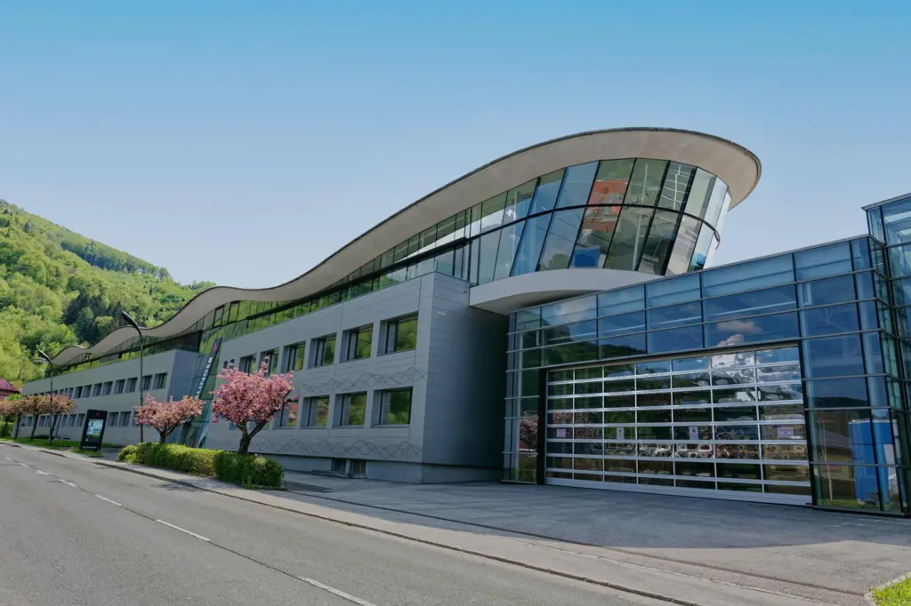 geislinger-gmbh-salzburg-headquarters-1