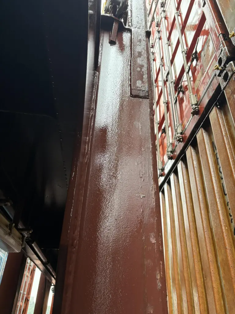 ship's lashing bridge