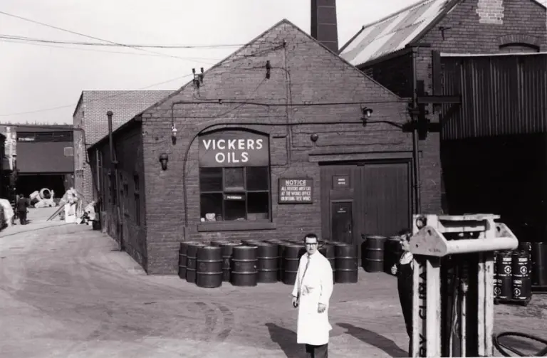 Vickers Oil