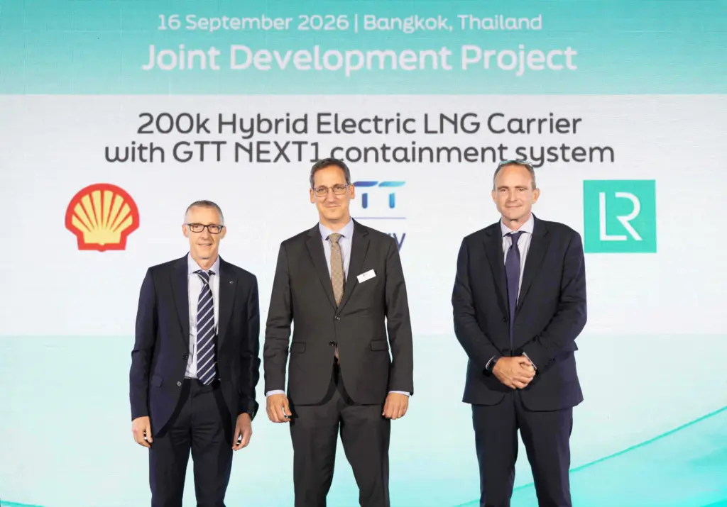 (l-r) Stephen Brown, technology manager, Shell; Francois Michel, CEO of GTT and Andrew McKeran, chief growth officer, Lloyd's Register